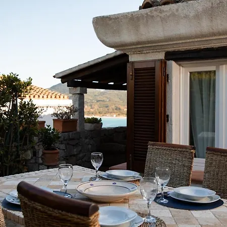Casa Matilde Con Patio By Wonderful Italy Апартаменти